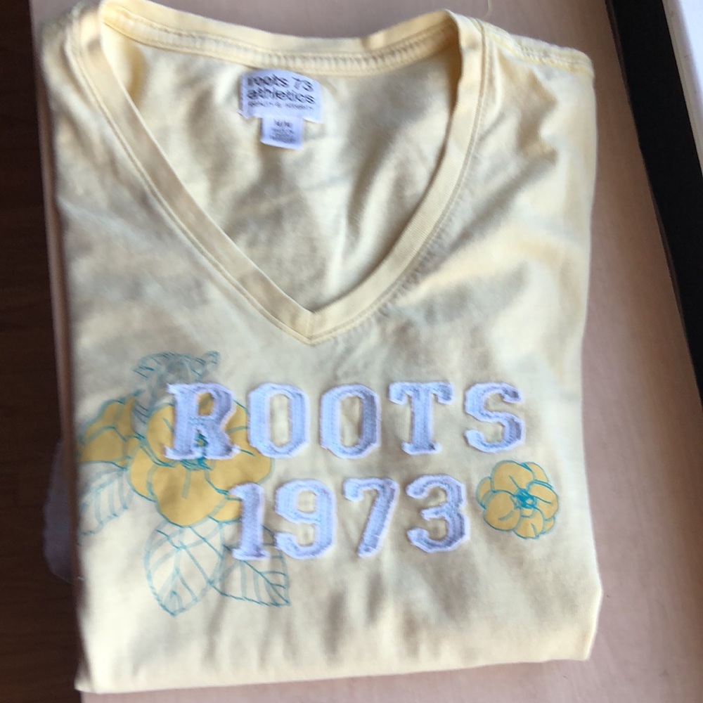 Ladies roots top